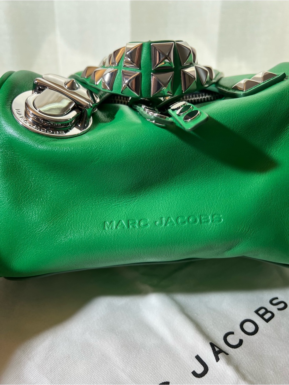 Rare Marc Jacobs Bright Green Studded Leather Satchel - Picture 10 of 10